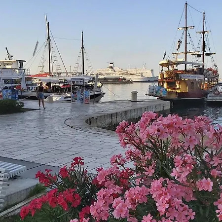 Апартаменти Atelier D'art